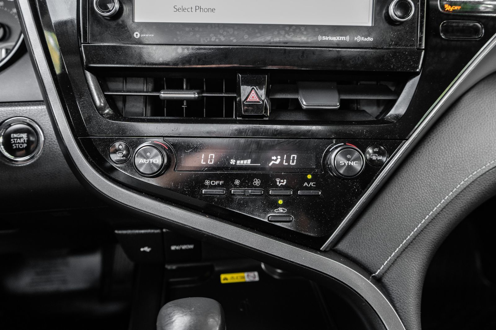 2024 Toyota Camry SE UPGRADE-14