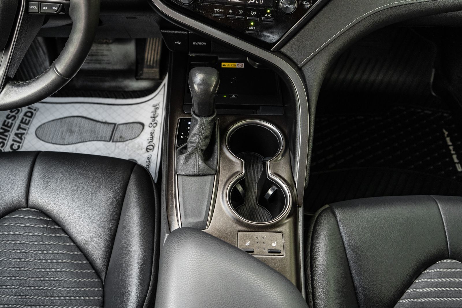 2024 Toyota Camry SE UPGRADE-8