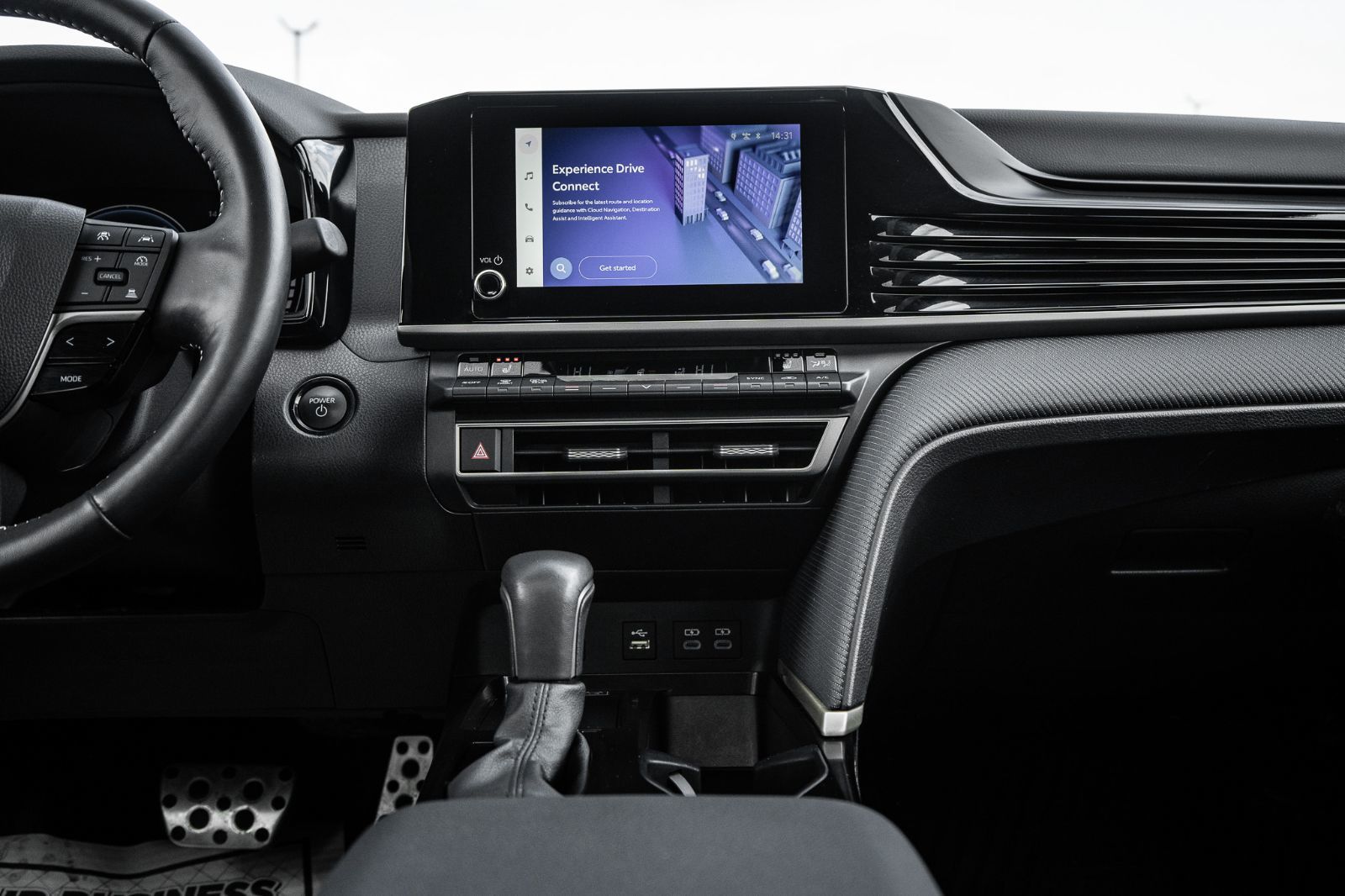 2025 Toyota Camry SE UPGRADE-6