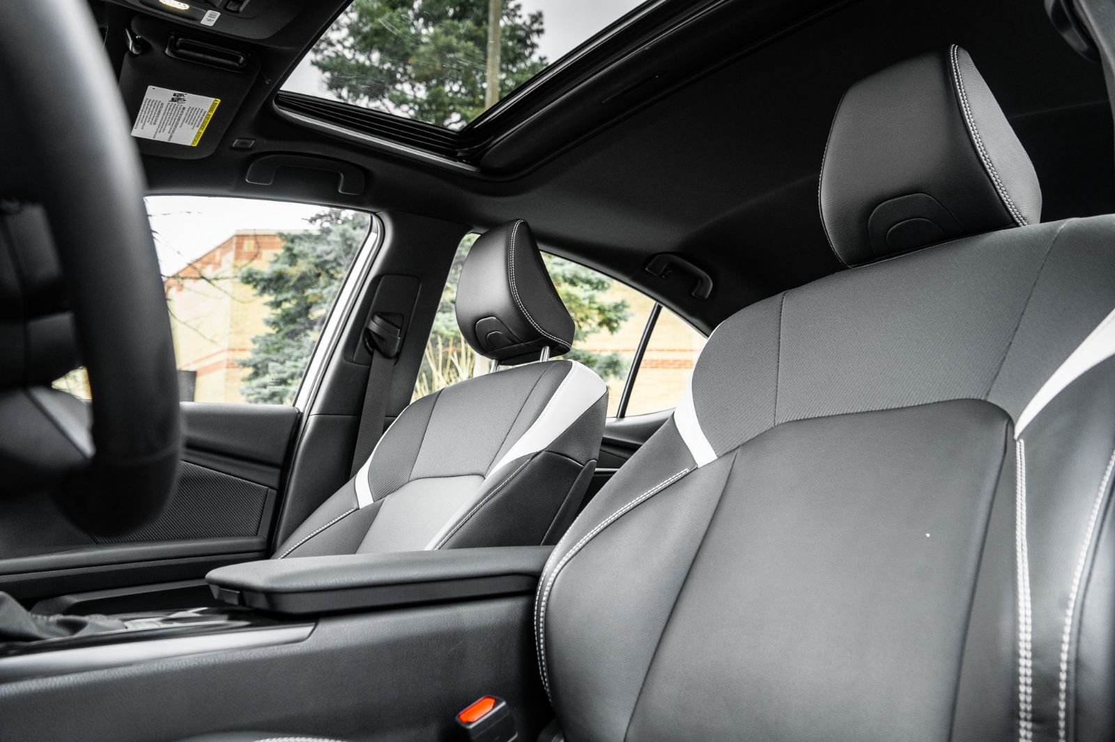 2025 Toyota Camry SE UPGRADE HYBRID-27