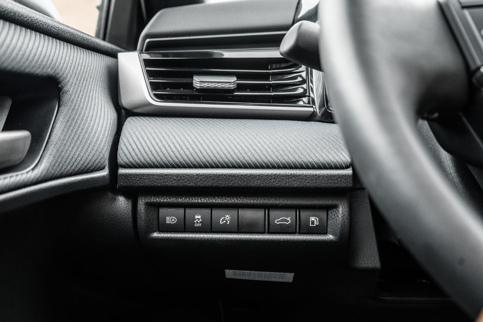 2025 Toyota Camry SE UPGRADE HYBRID-22