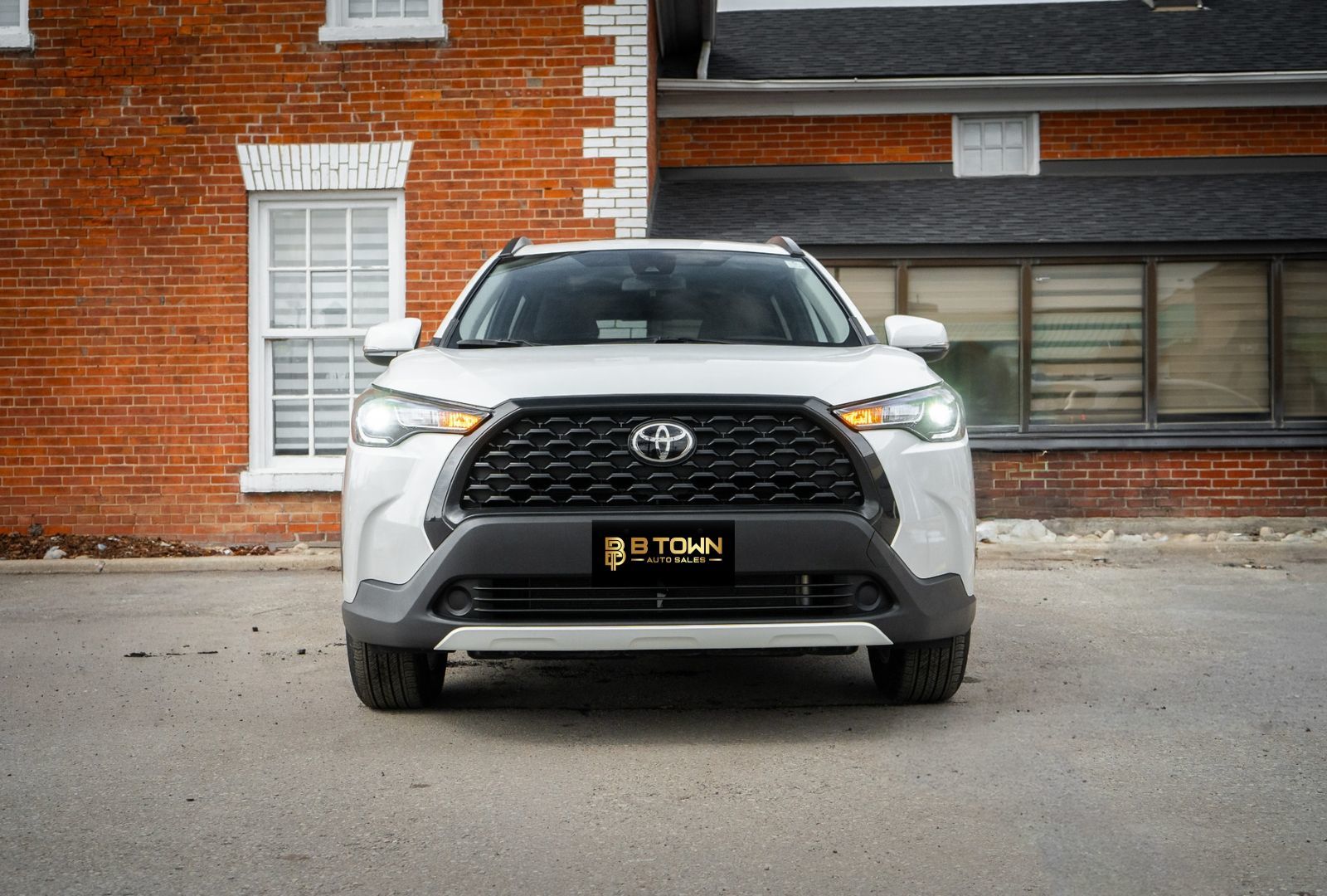 2022 Toyota Corolla Cross LE-1