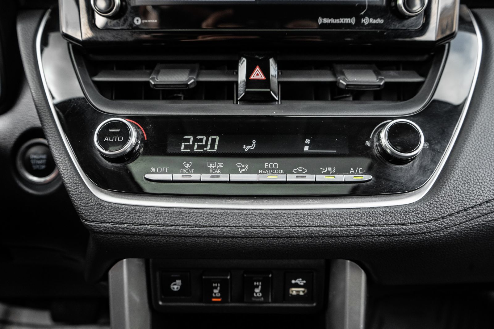 2022 Toyota Corolla Cross LE-15