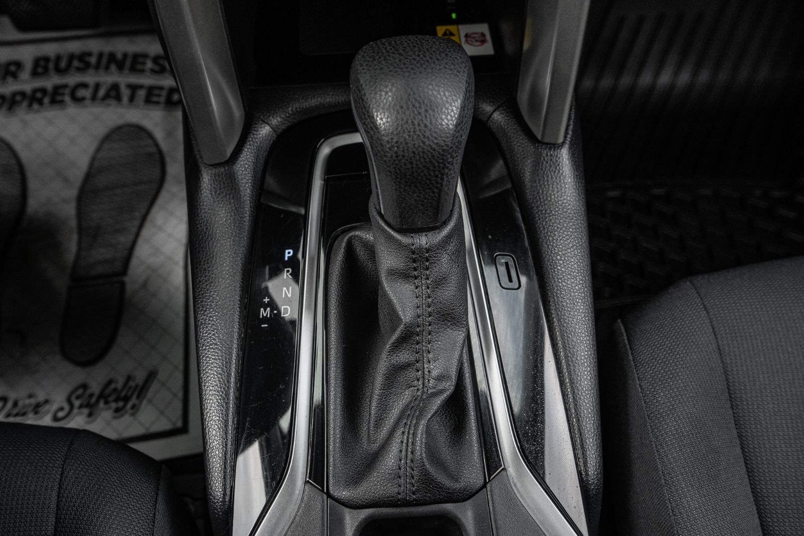 2022 Toyota Corolla Cross LE-20