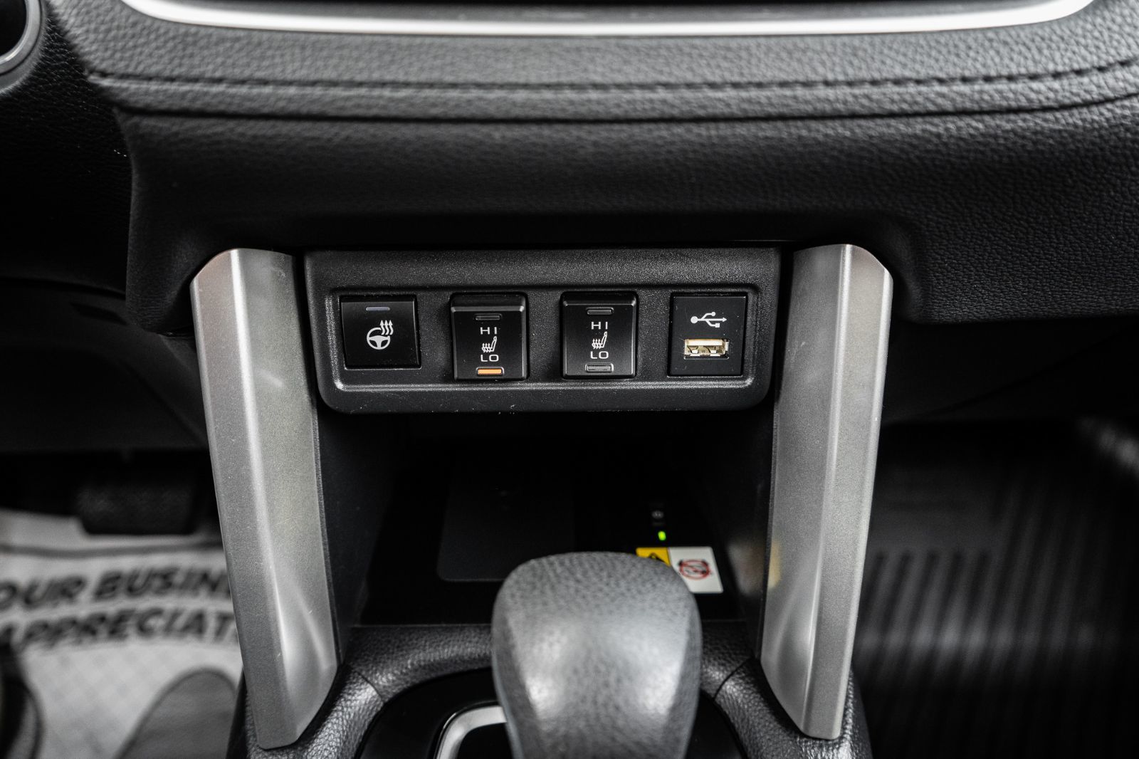 2022 Toyota Corolla Cross LE-17