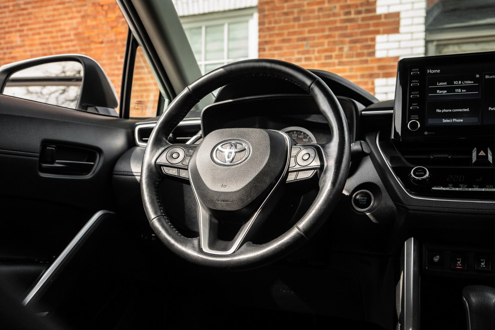 2022 Toyota Corolla Cross LE-10