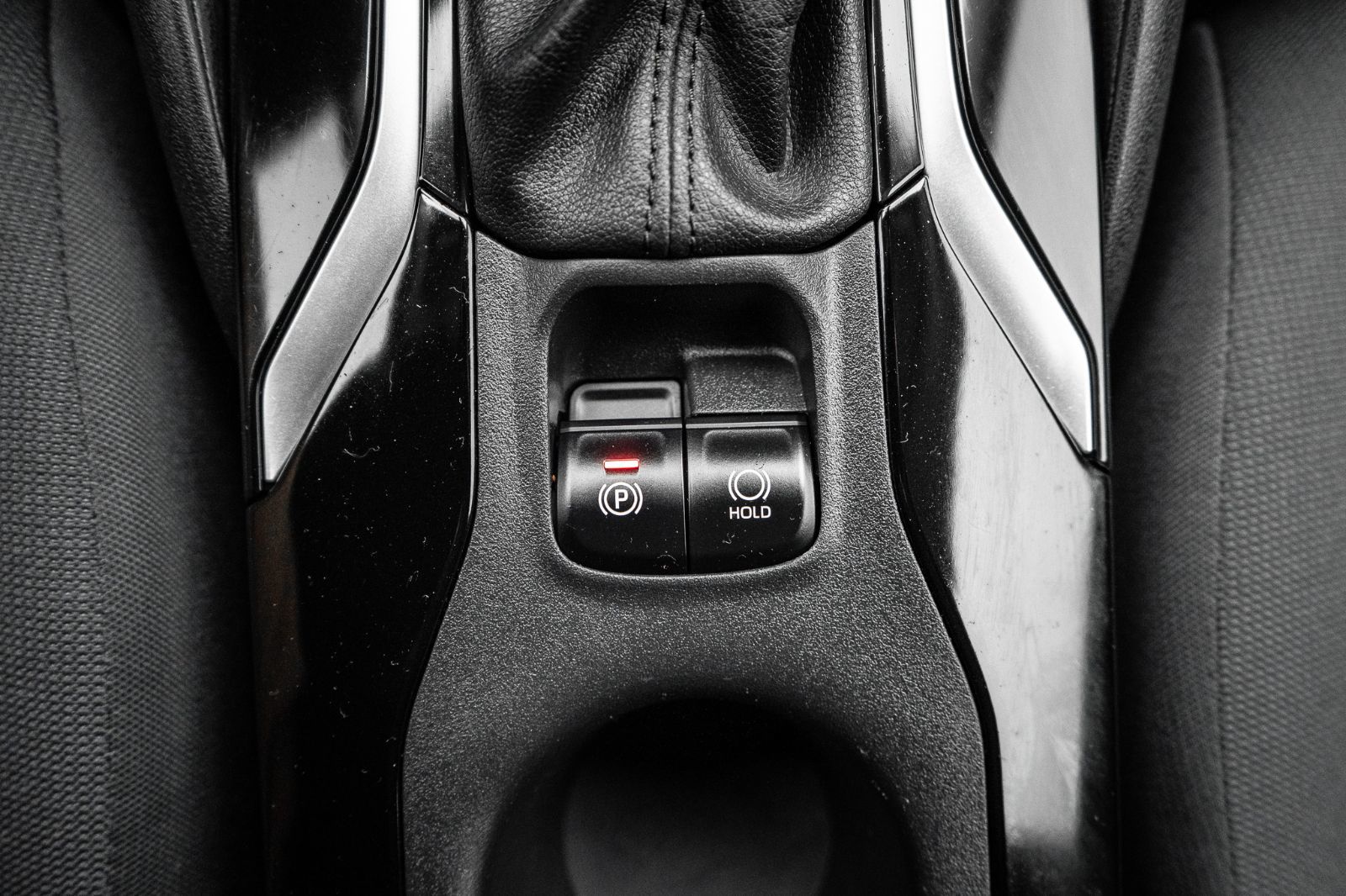 2020 Toyota Corolla LE-17