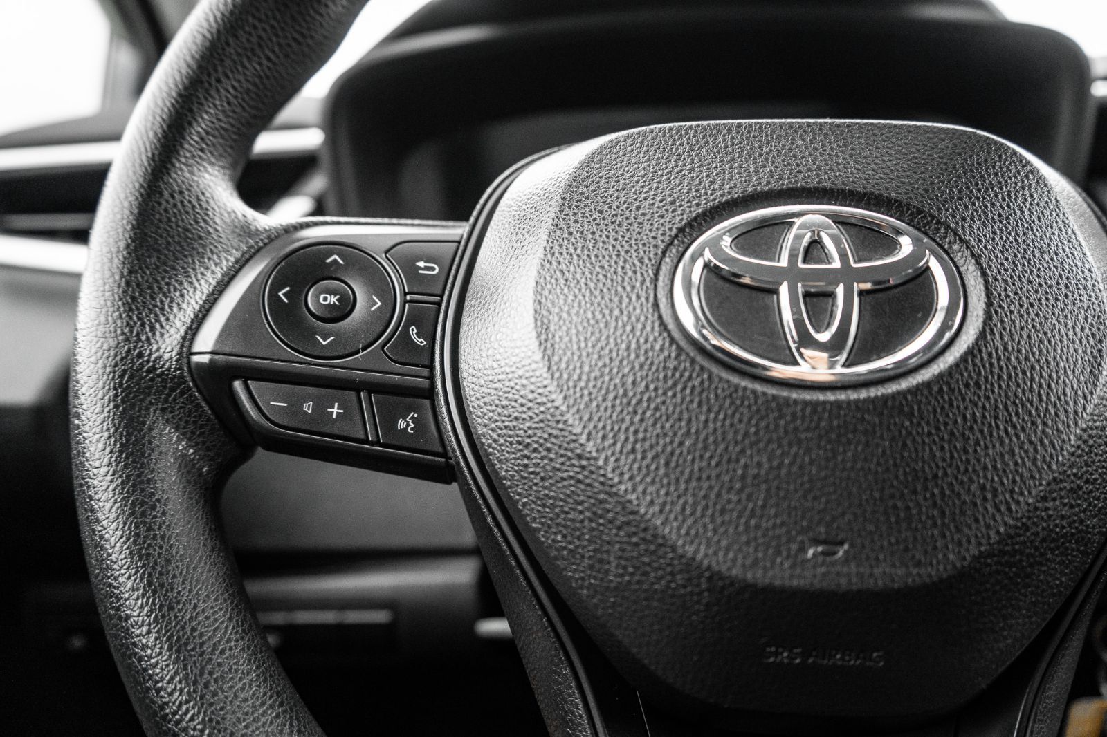 2020 Toyota Corolla LE-11