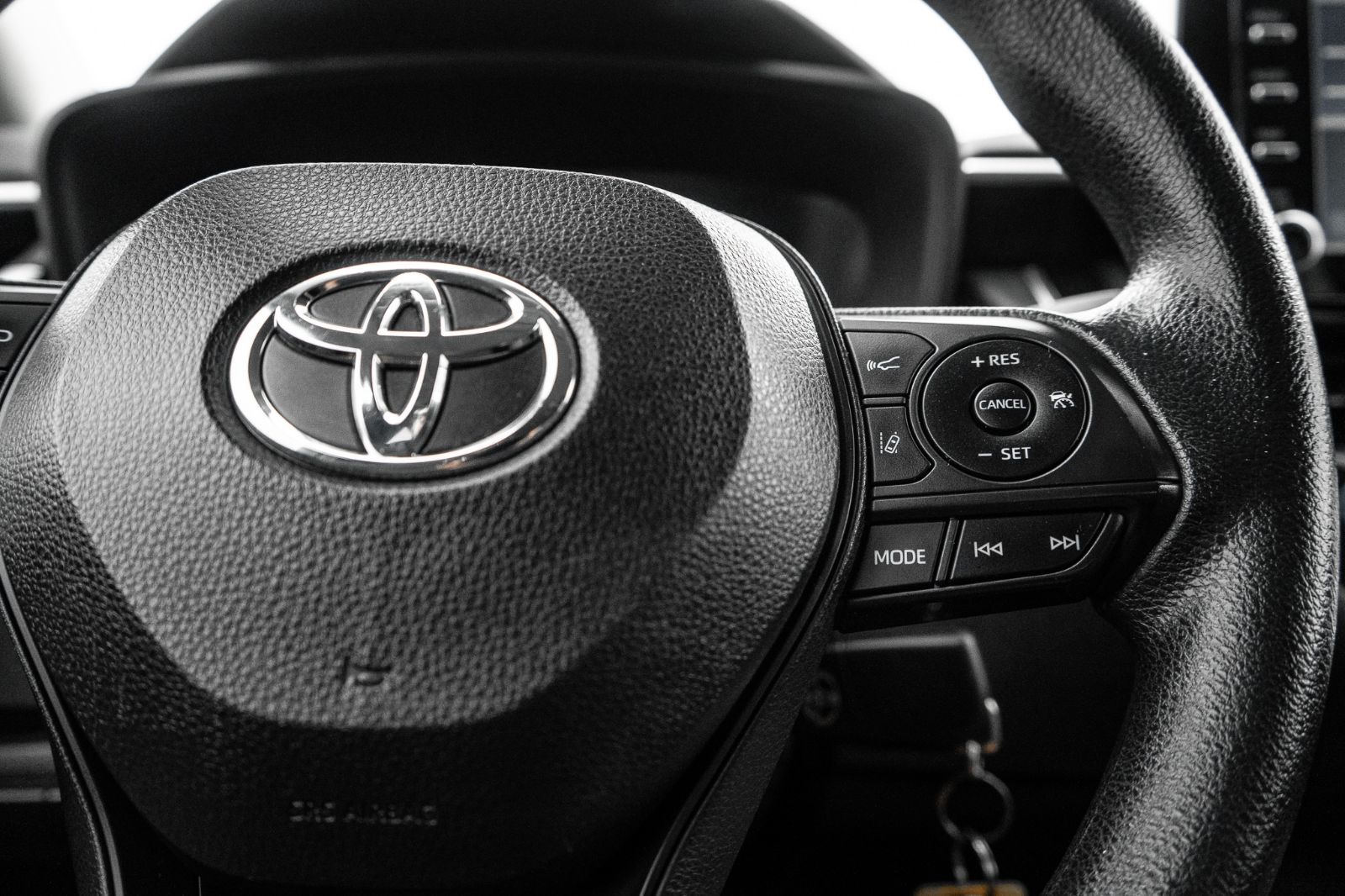 2020 Toyota Corolla LE-12