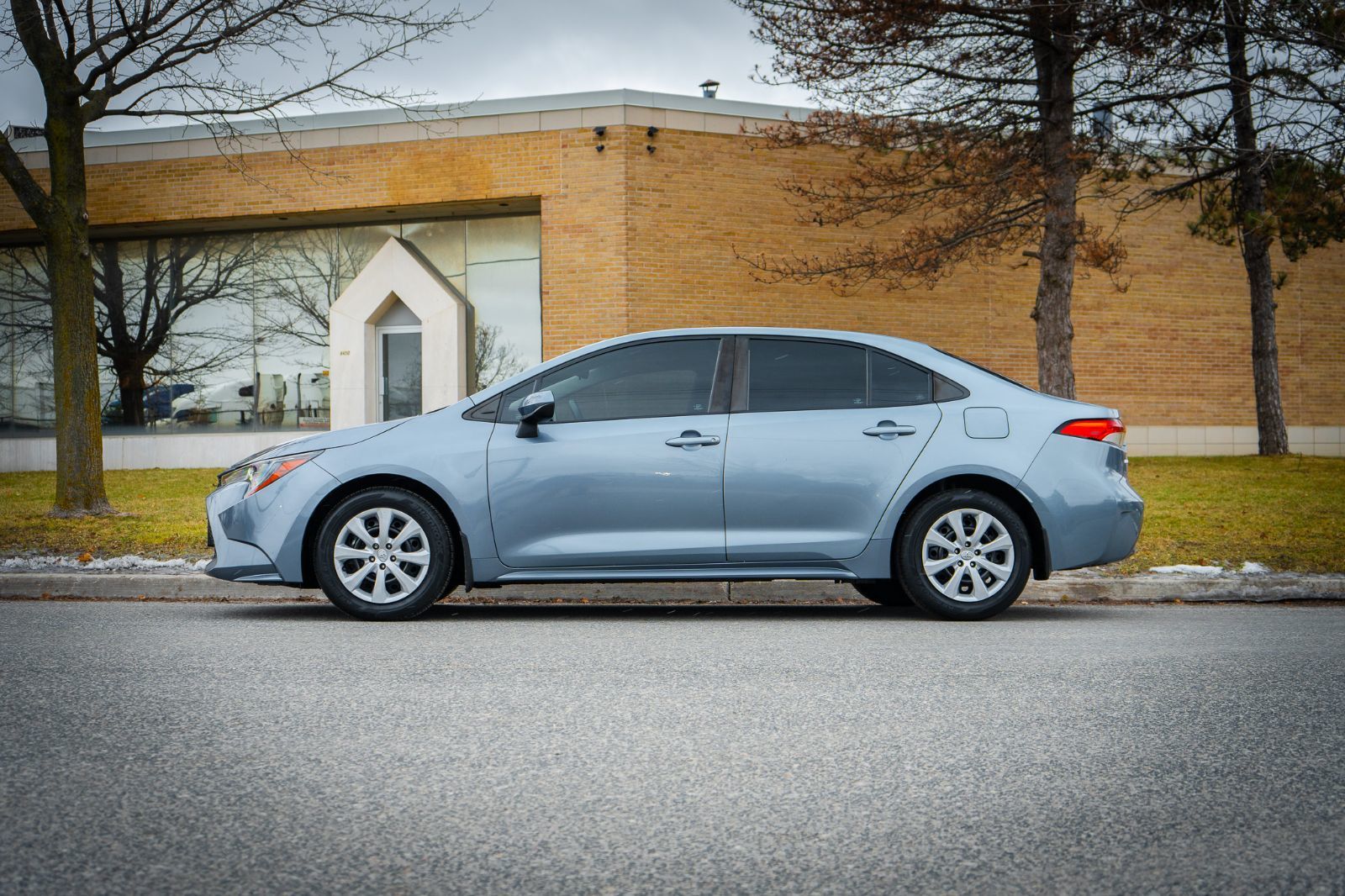 2020 Toyota Corolla LE-4
