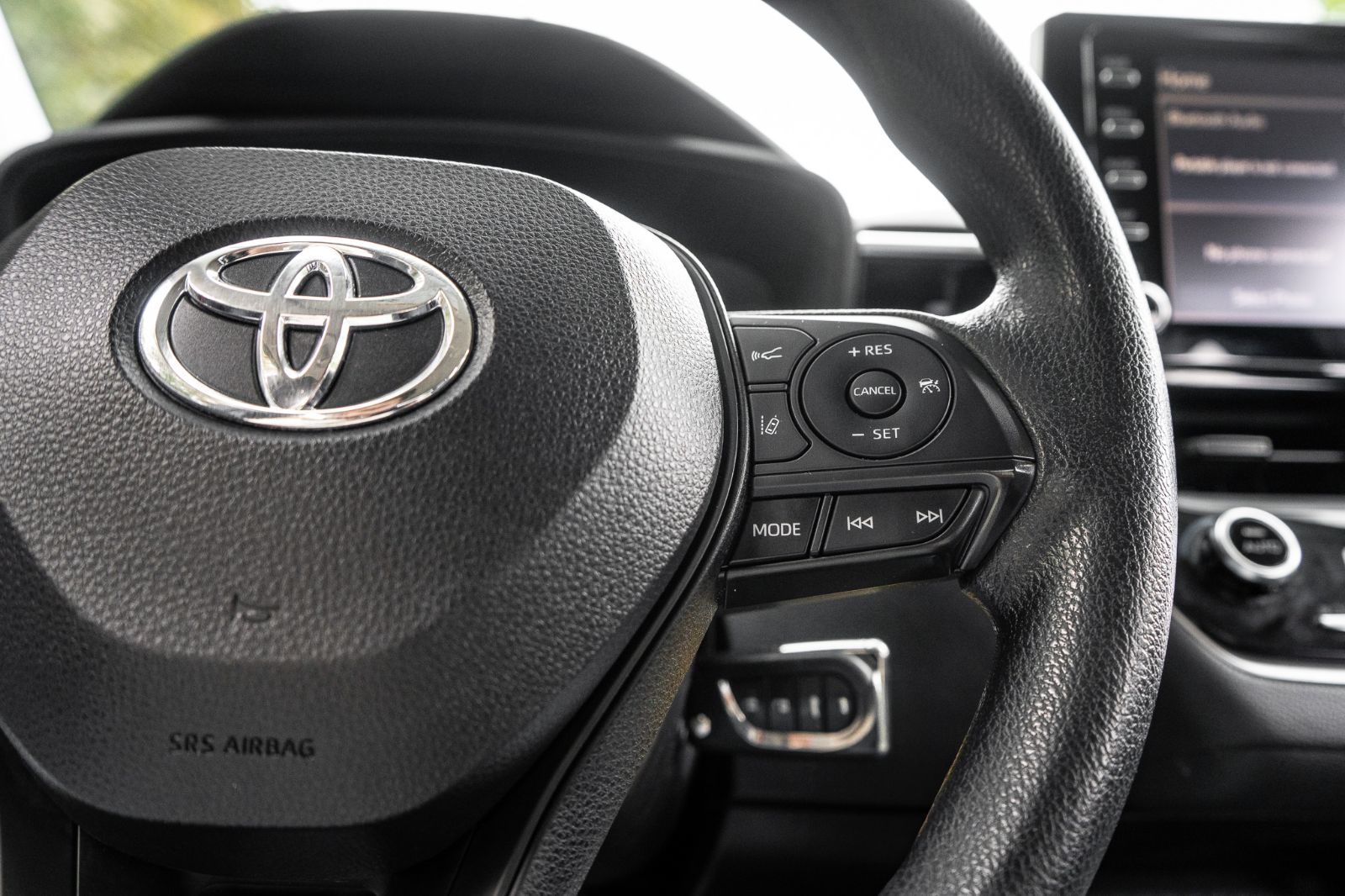 2021 Toyota Corolla Le-11
