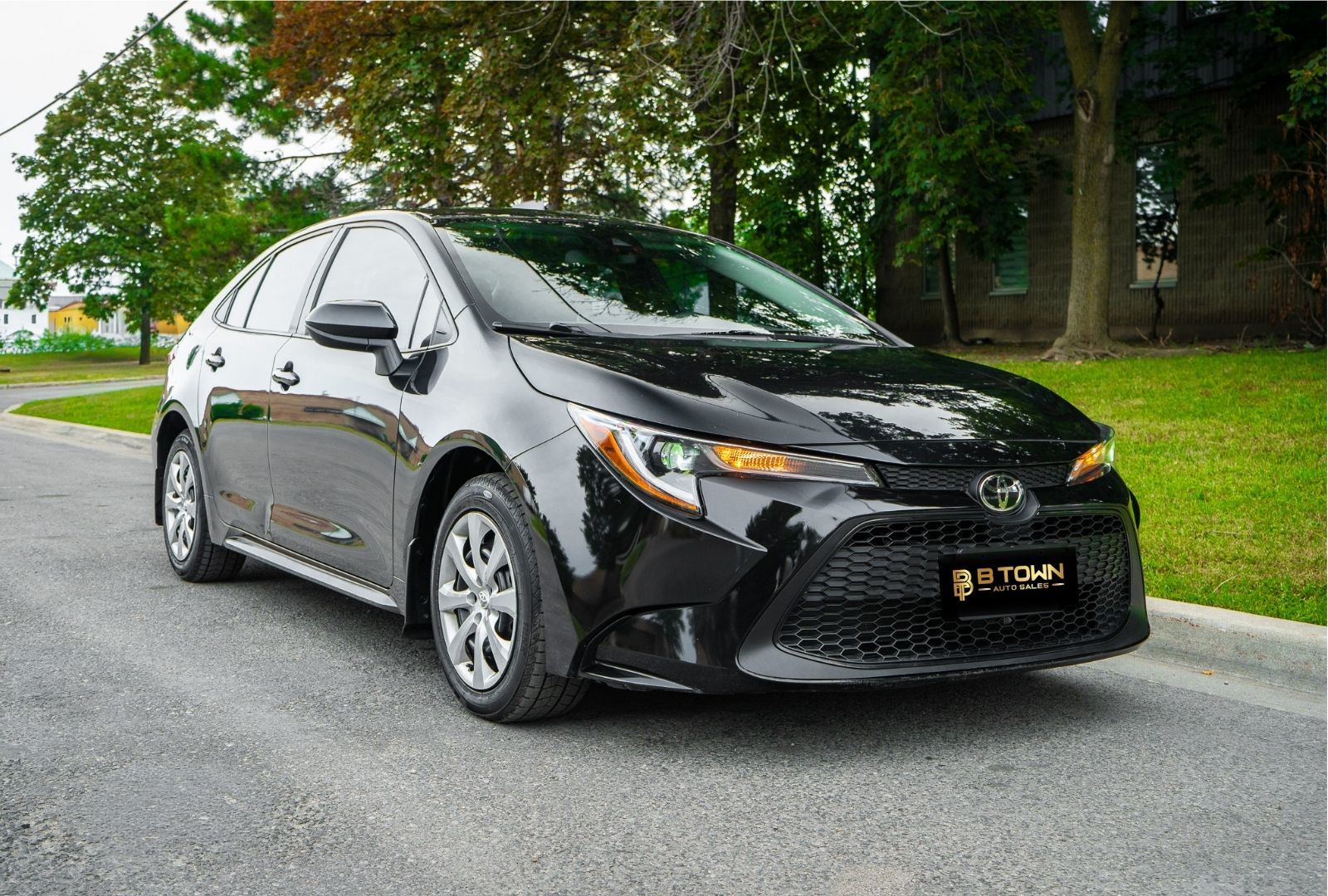 2021 Toyota Corolla Le-2