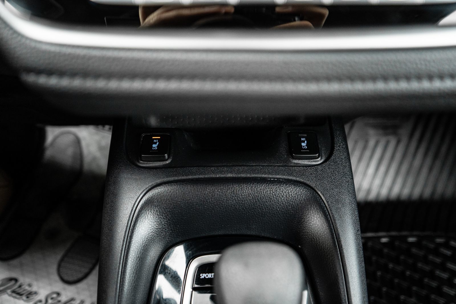 2022 Toyota Corolla SE-14