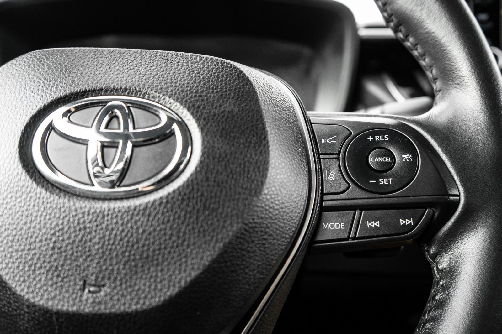 2022 Toyota Corolla SE-10