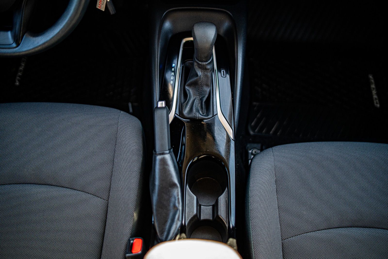 2022 Toyota Corolla LE-11