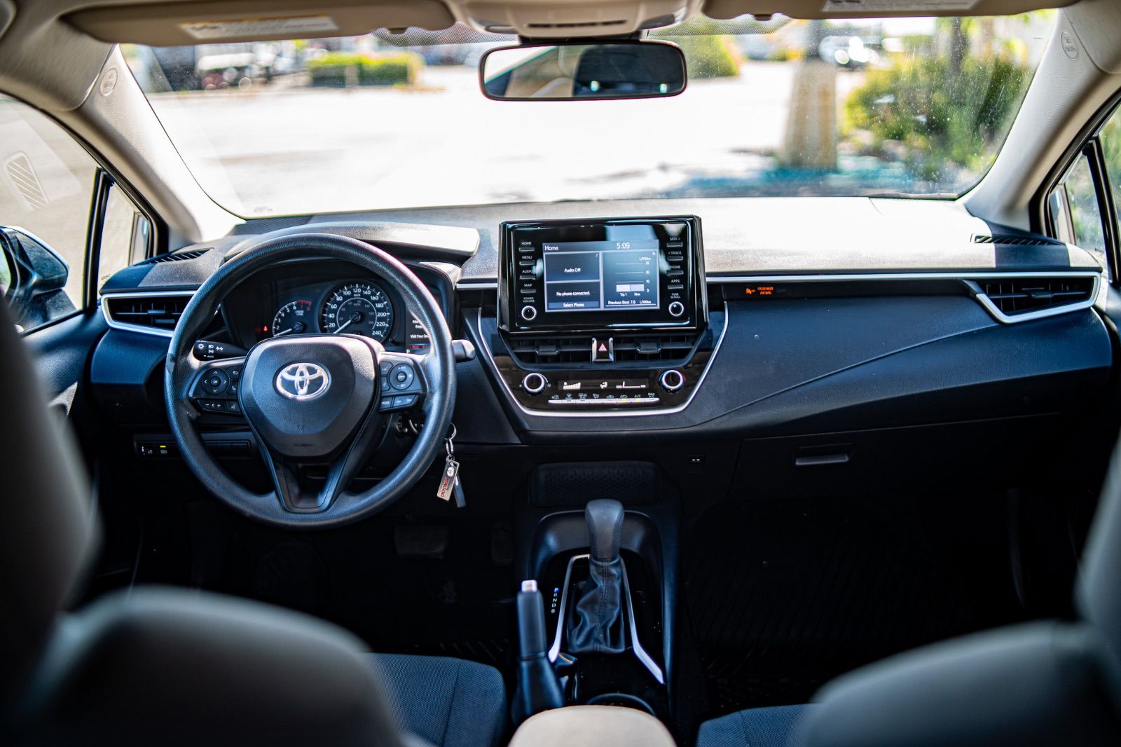 2022 Toyota Corolla LE-9