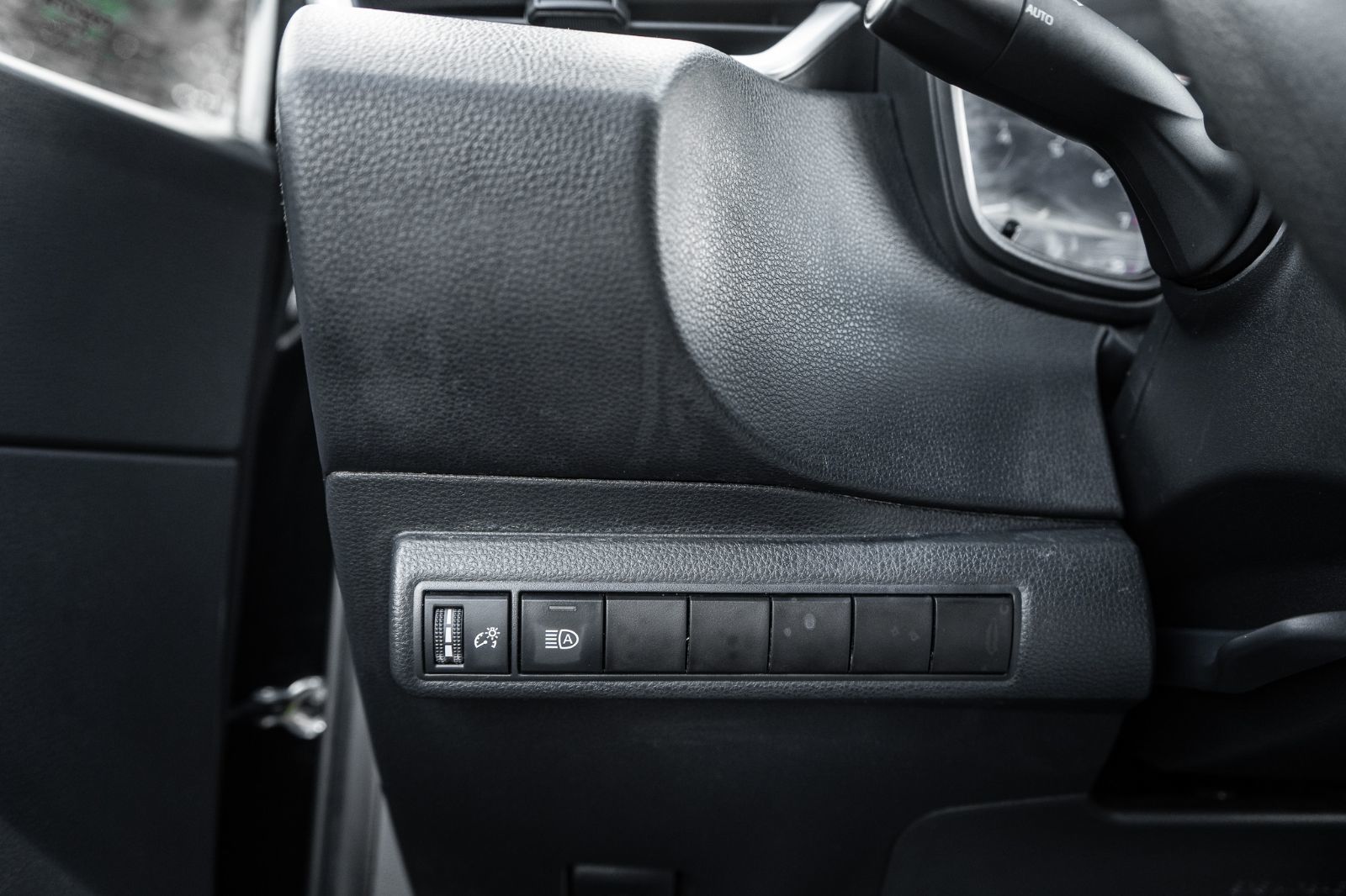 2023 Toyota Corolla L-20