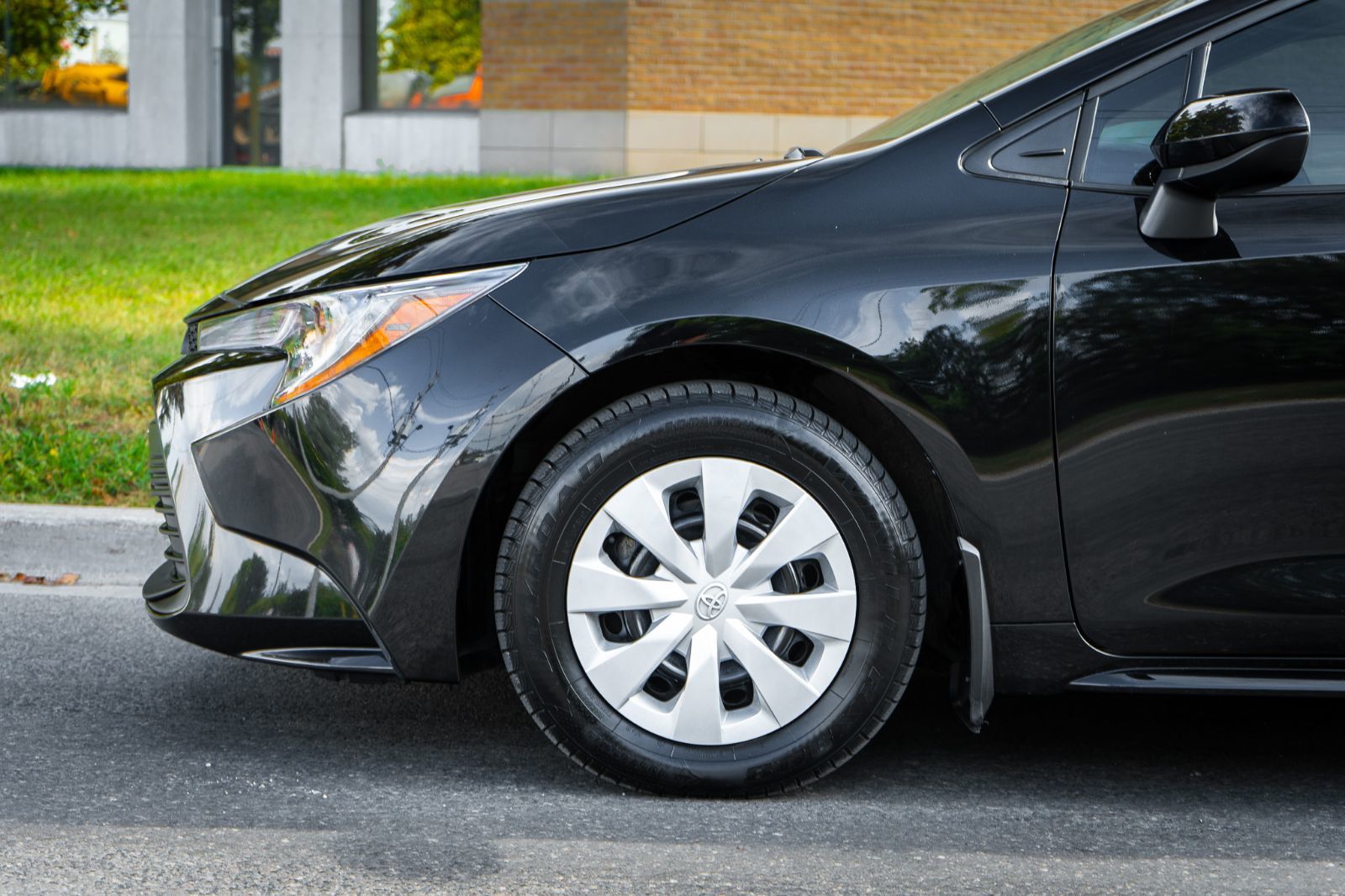 2023 Toyota Corolla L-5