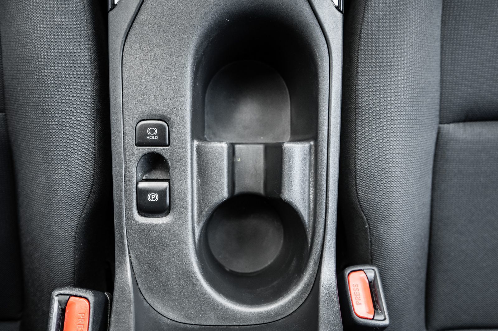 2023 Toyota Corolla L-17