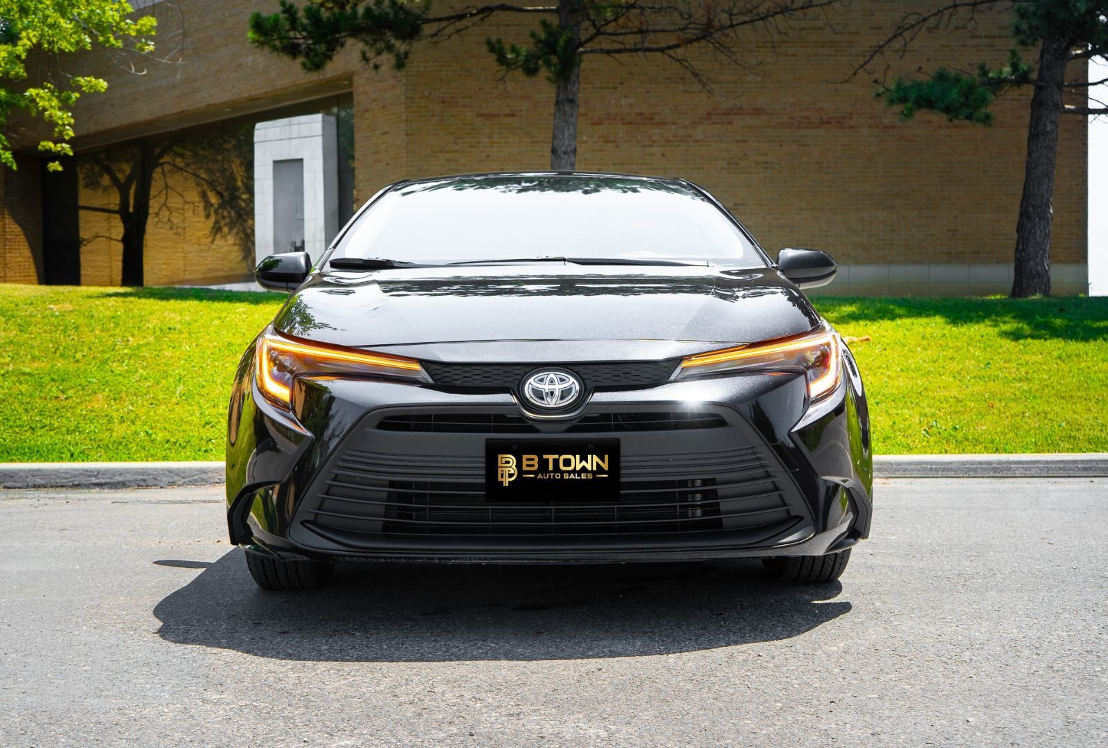 2025 Toyota Corolla Hybrid LE-1
