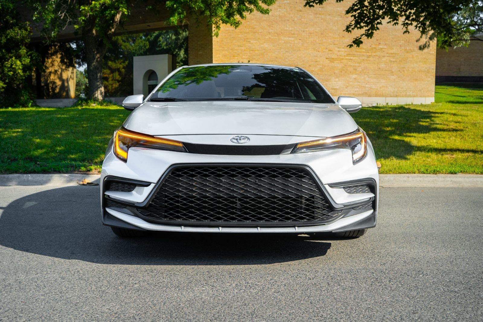 2025 Toyota Corolla SE UPGRADE-1
