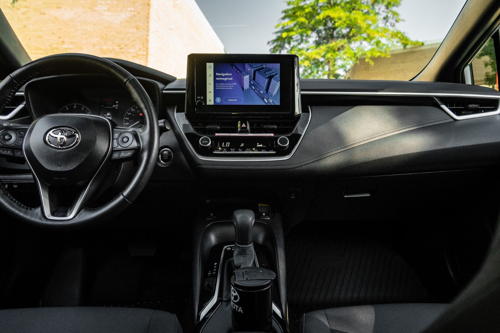 2025 Toyota Corolla SE UPGRADE-8