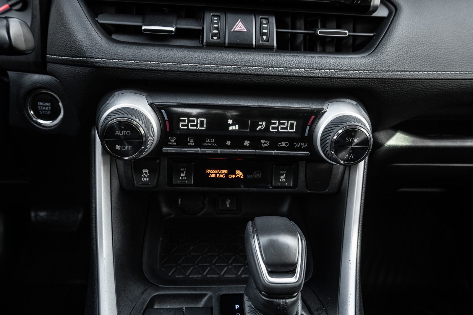2020 Toyota RAV4 XLE PREMIUM AWD-15
