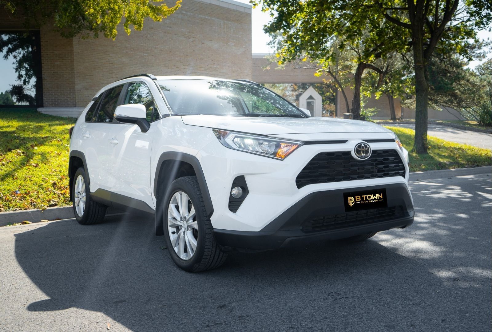 2020 Toyota RAV4 XLE PREMIUM AWD-2