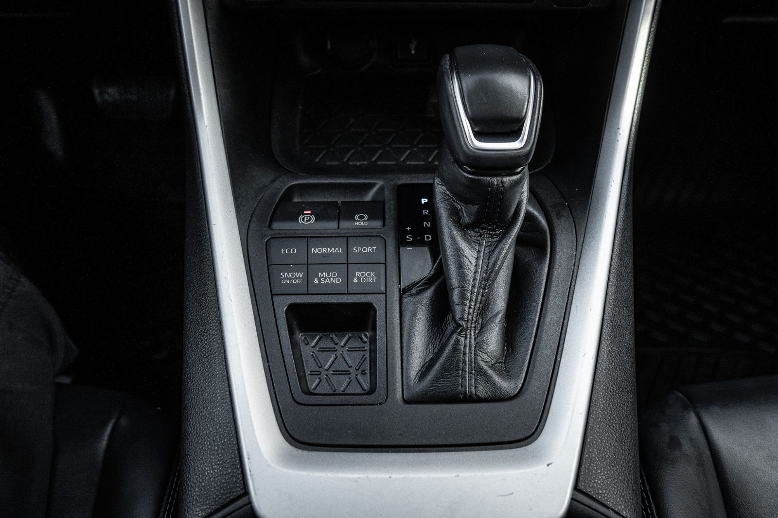 2020 Toyota RAV4 XLE PREMIUM AWD-17