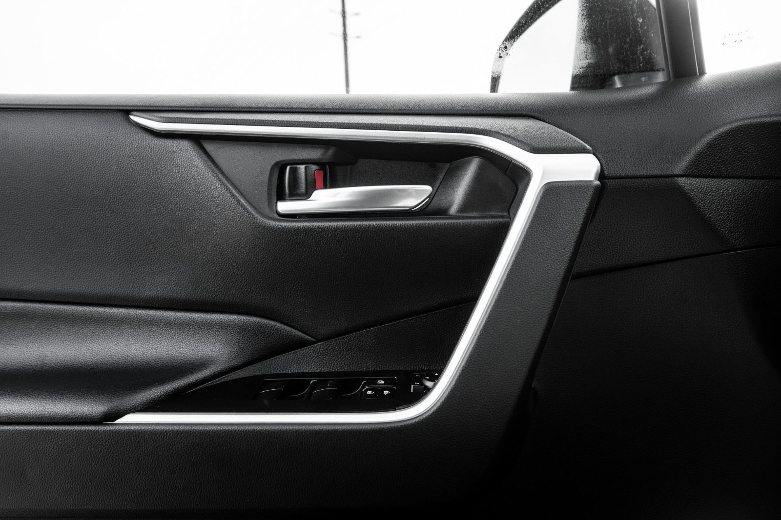 2021 Toyota RAV4 XLE-20