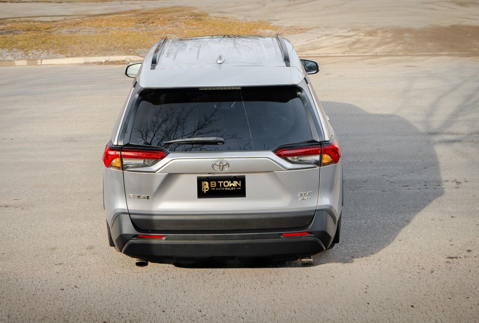 2021 Toyota RAV4 XLE-6