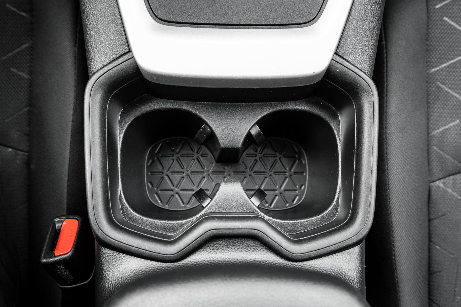 2021 Toyota RAV4 XLE-18