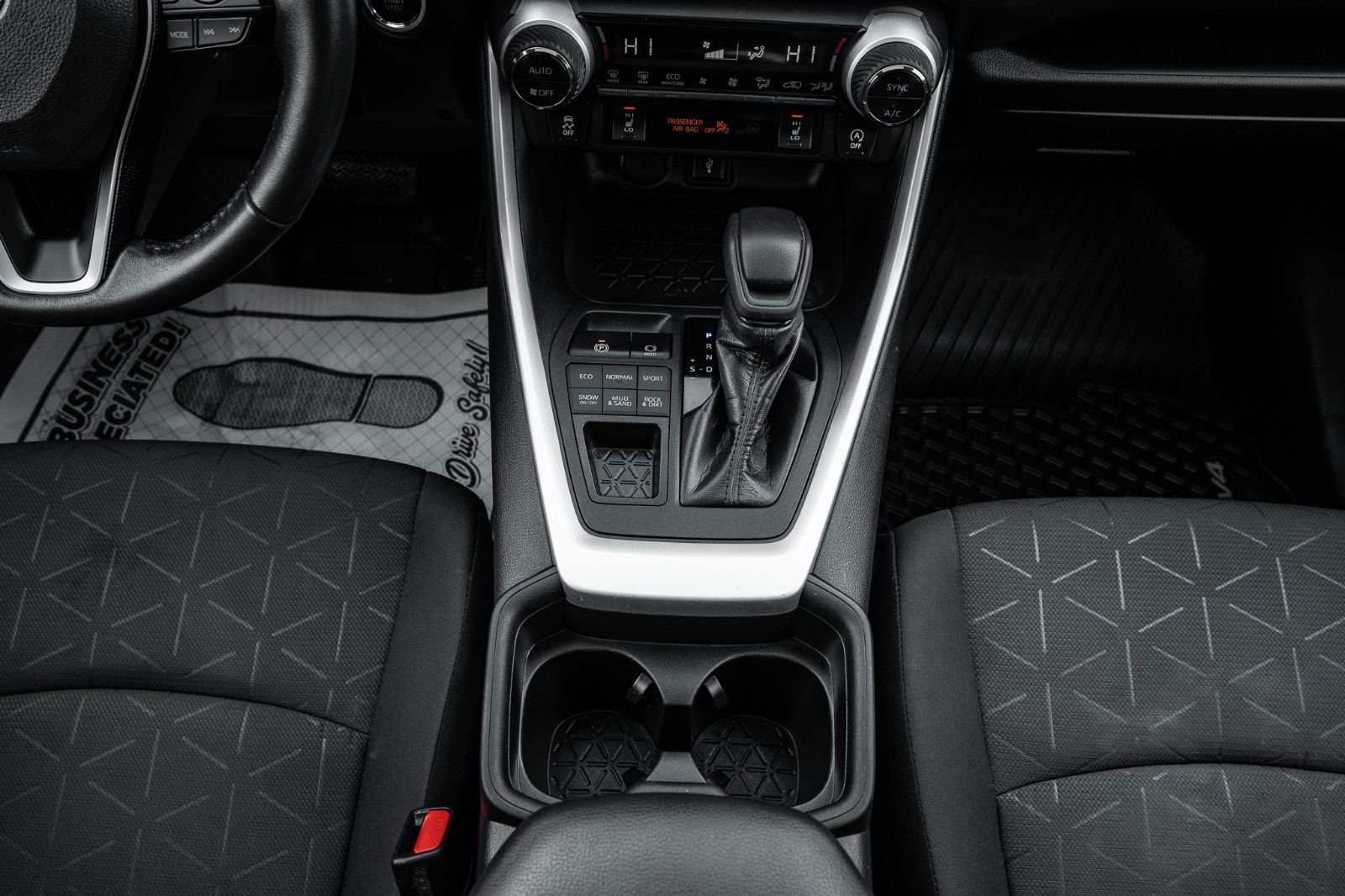 2021 Toyota RAV4 XLE-9