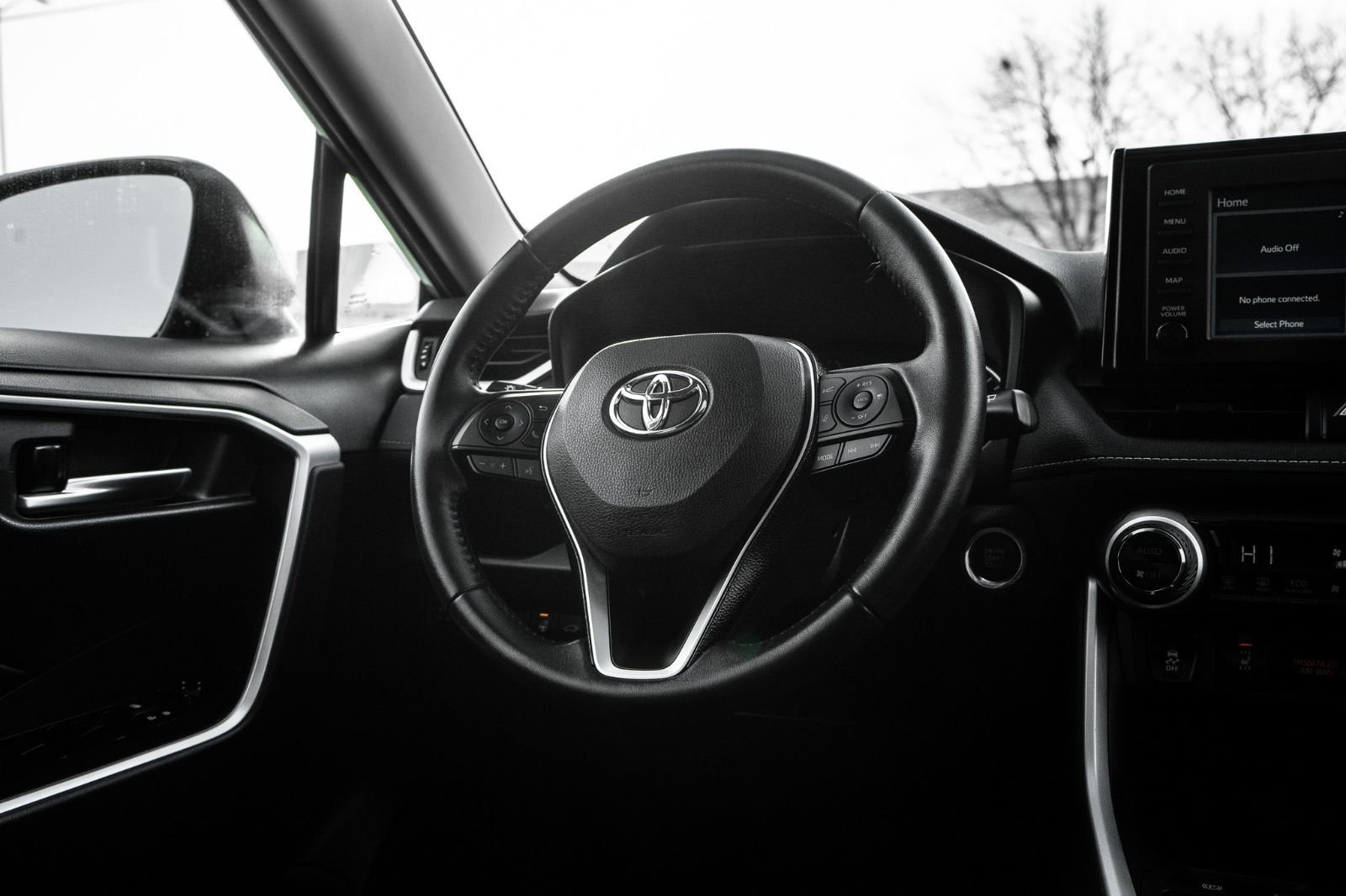 2021 Toyota RAV4 XLE-10