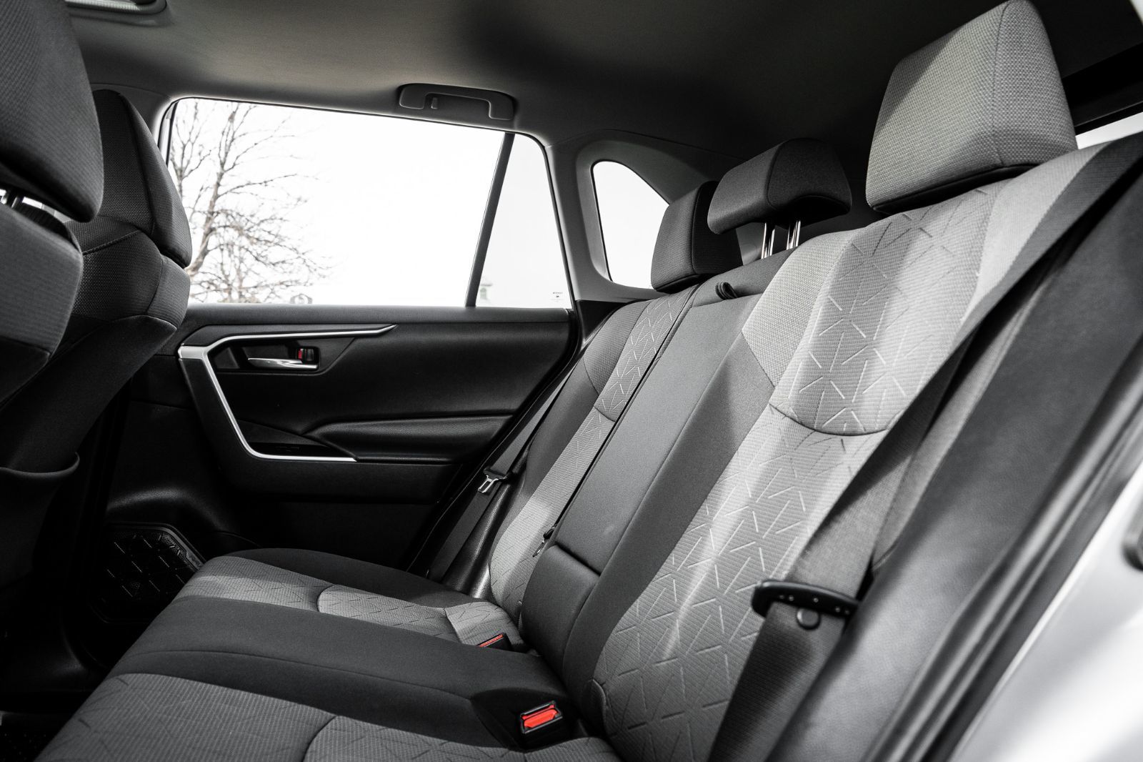 2021 Toyota RAV4 XLE-29