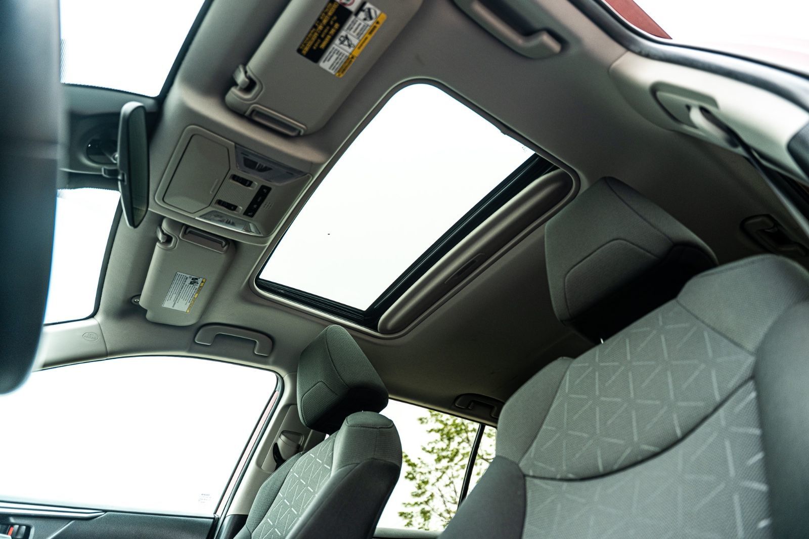 2021 Toyota RAV4 XLE-10