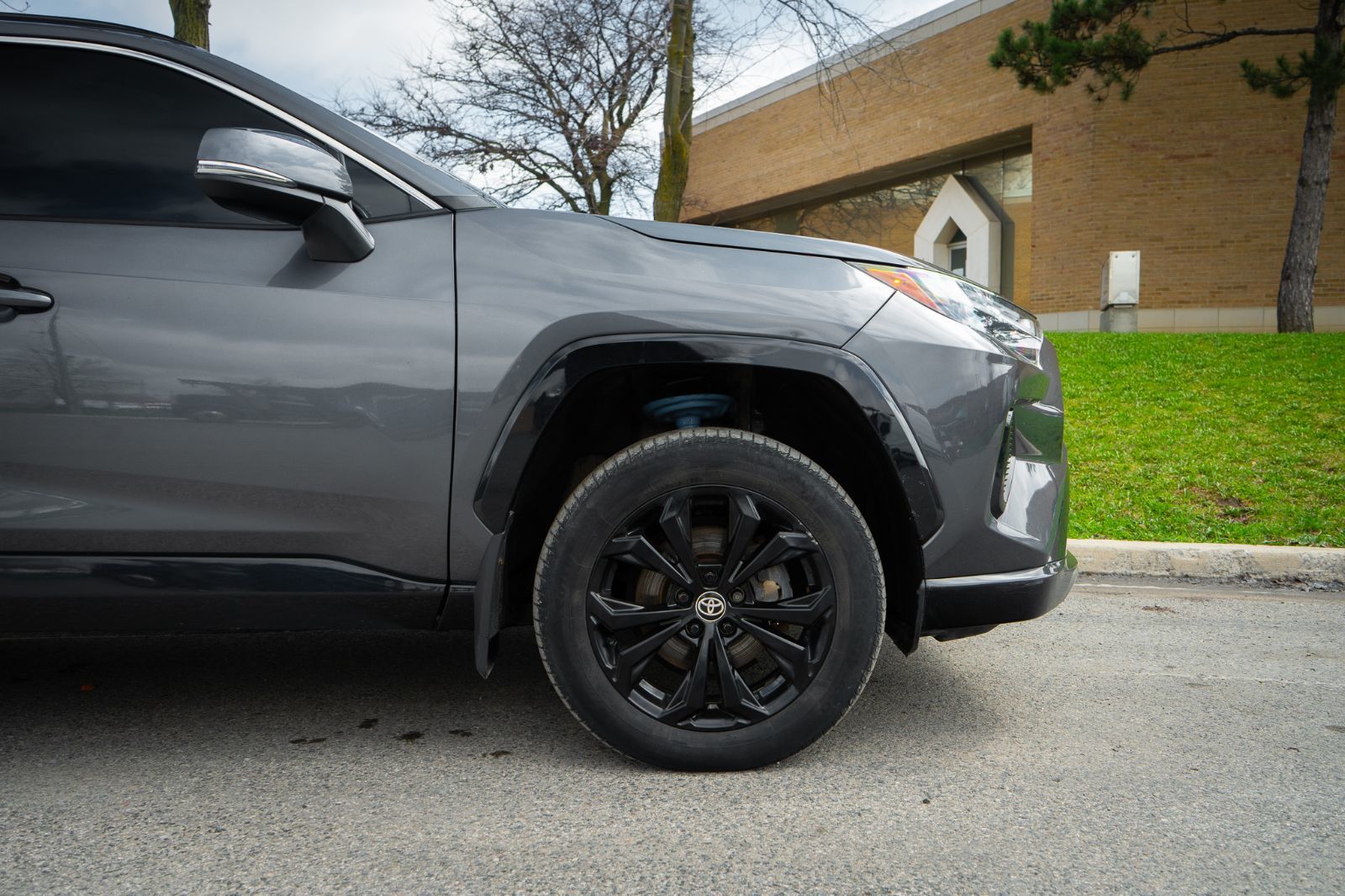 2024 Toyota RAV4 Hybrid SE UPGRADE AWD-4