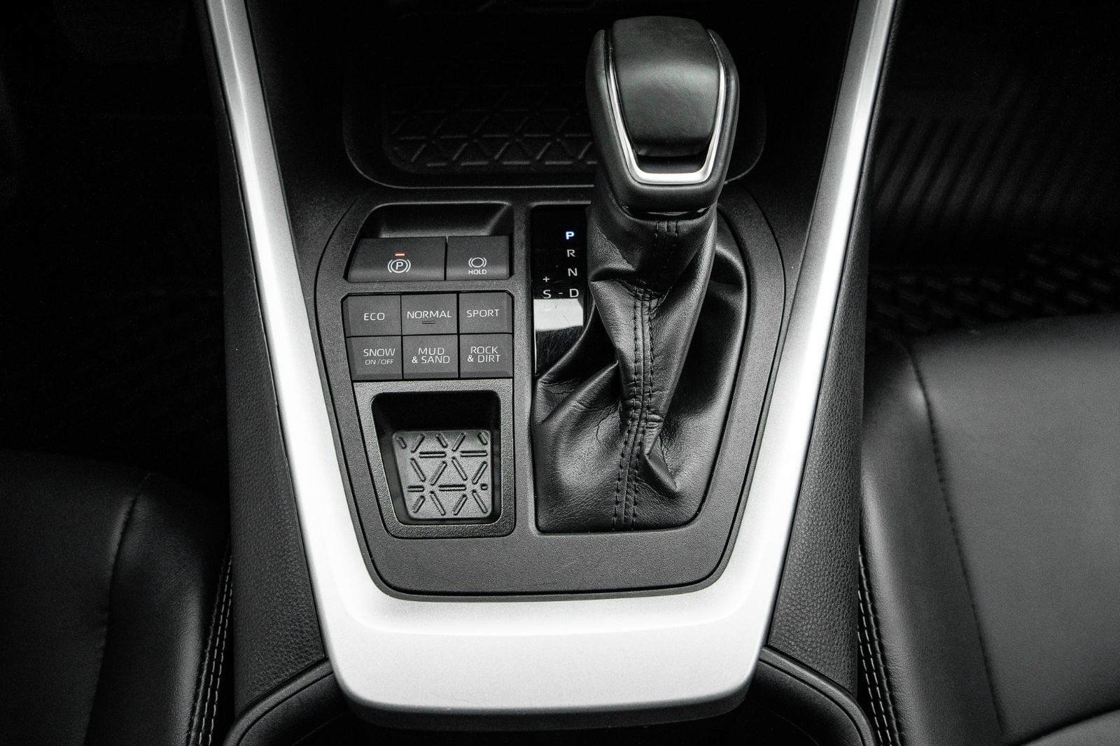 2025 Toyota RAV4 XLE PREMIUM-16