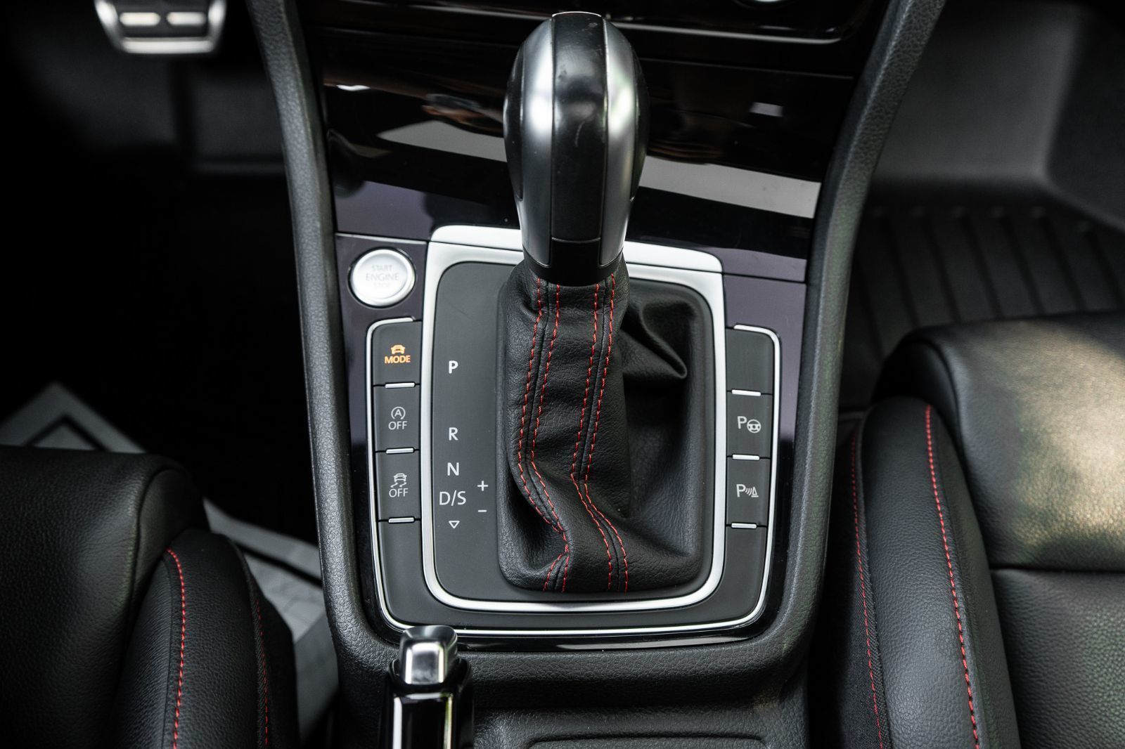 2021 Volkswagen Golf GTI Autobahn-17