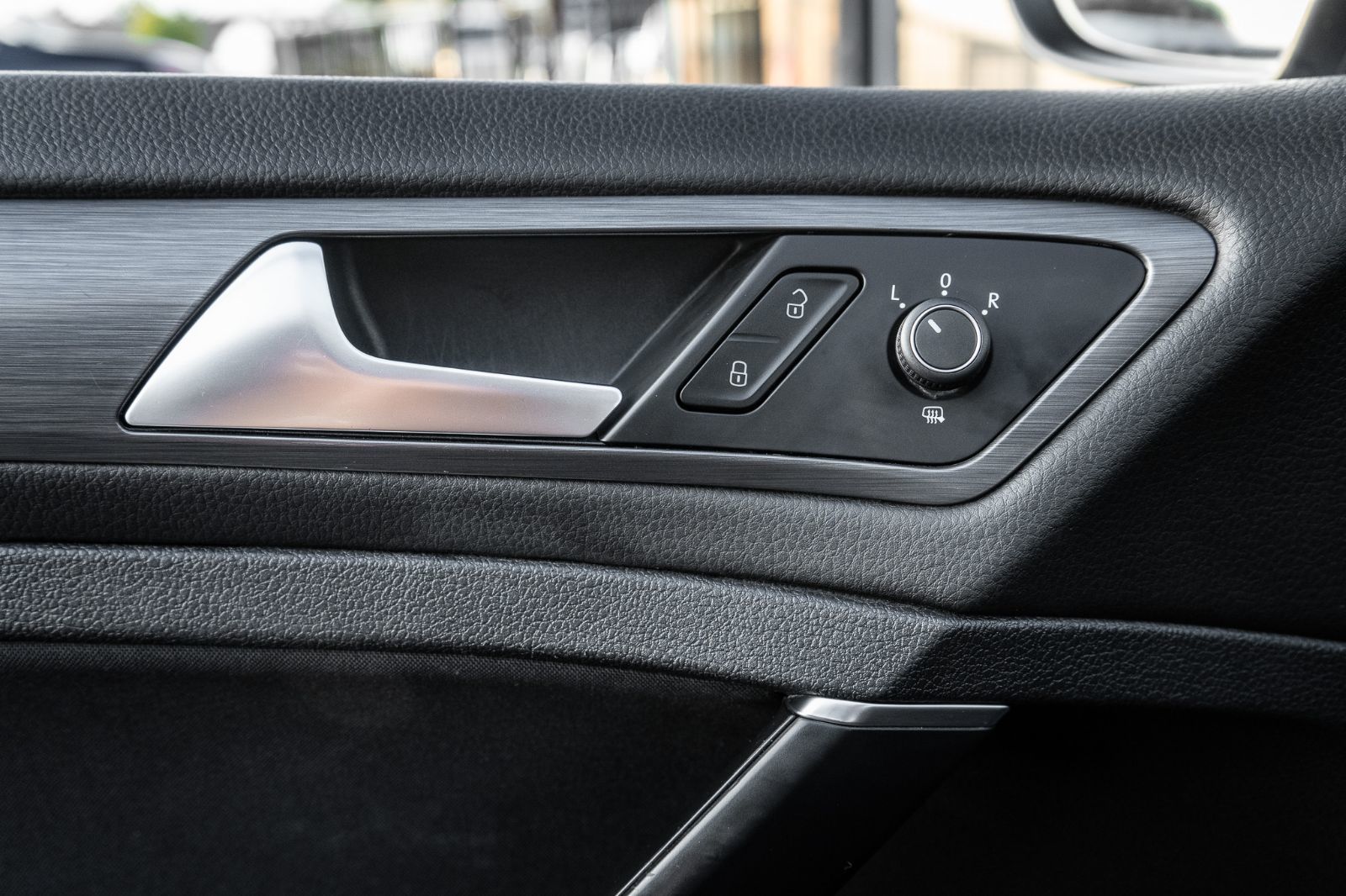 2019 Volkswagen GOLF SPORTWAGEN-19