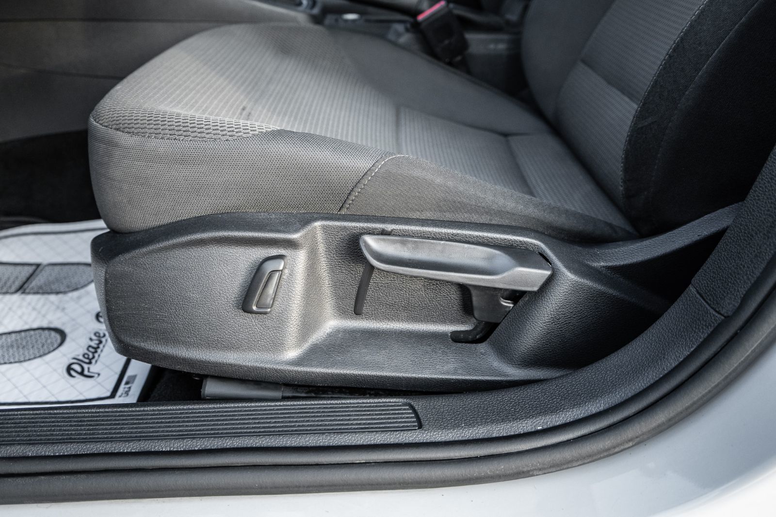 2019 Volkswagen GOLF SPORTWAGEN-24