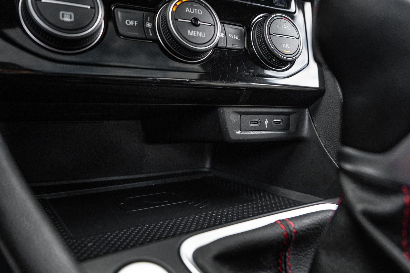 2022 Volkswagen Jetta GLI DSG-16