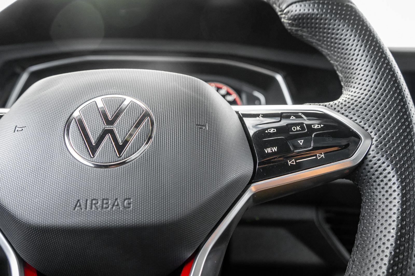 2022 Volkswagen Jetta GLI DSG-12