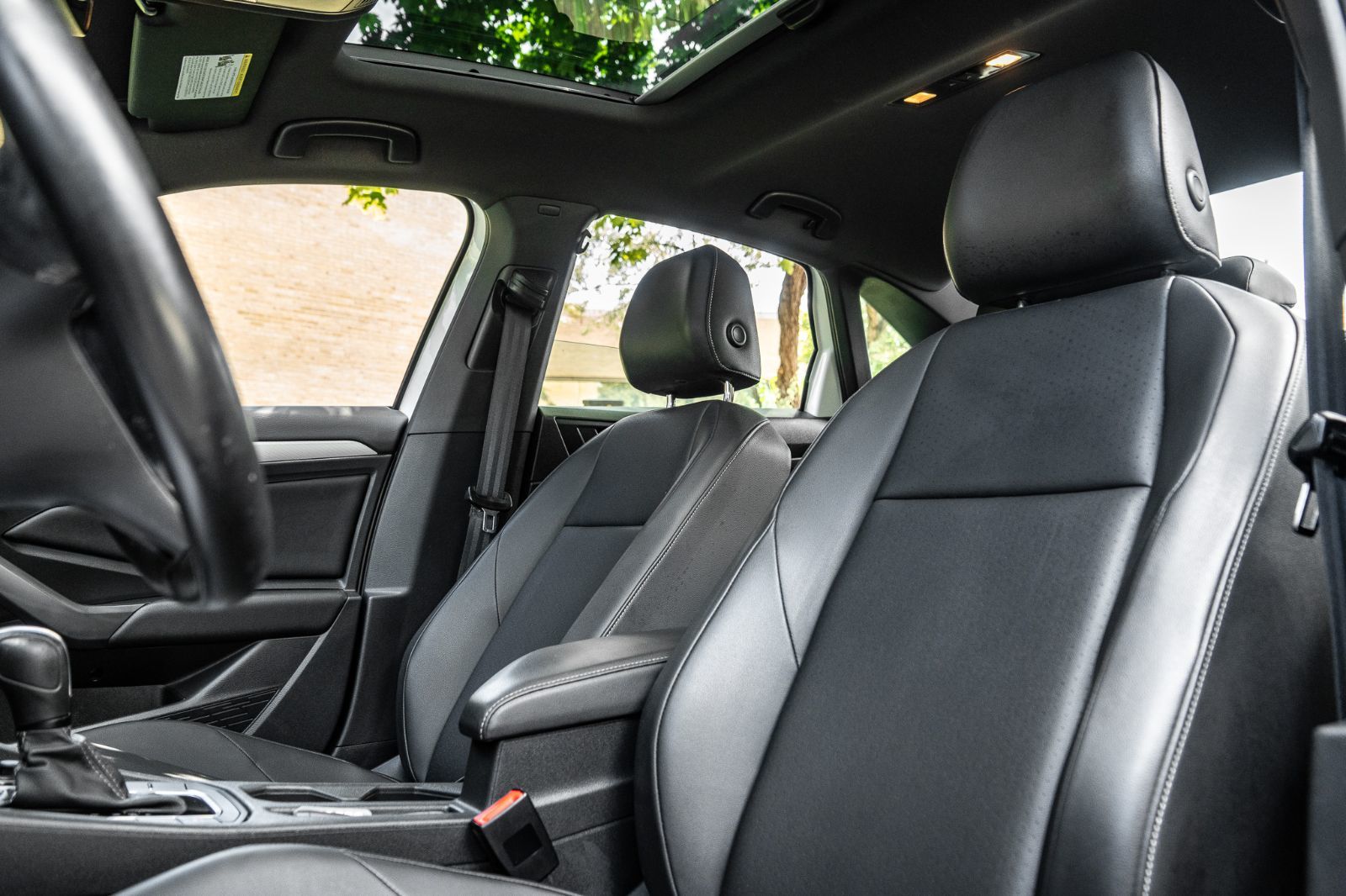 2020 Volkswagen Jetta Highline R-LINE-22