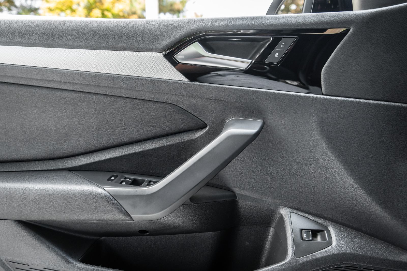 2020 Volkswagen Jetta Highline R-LINE-19