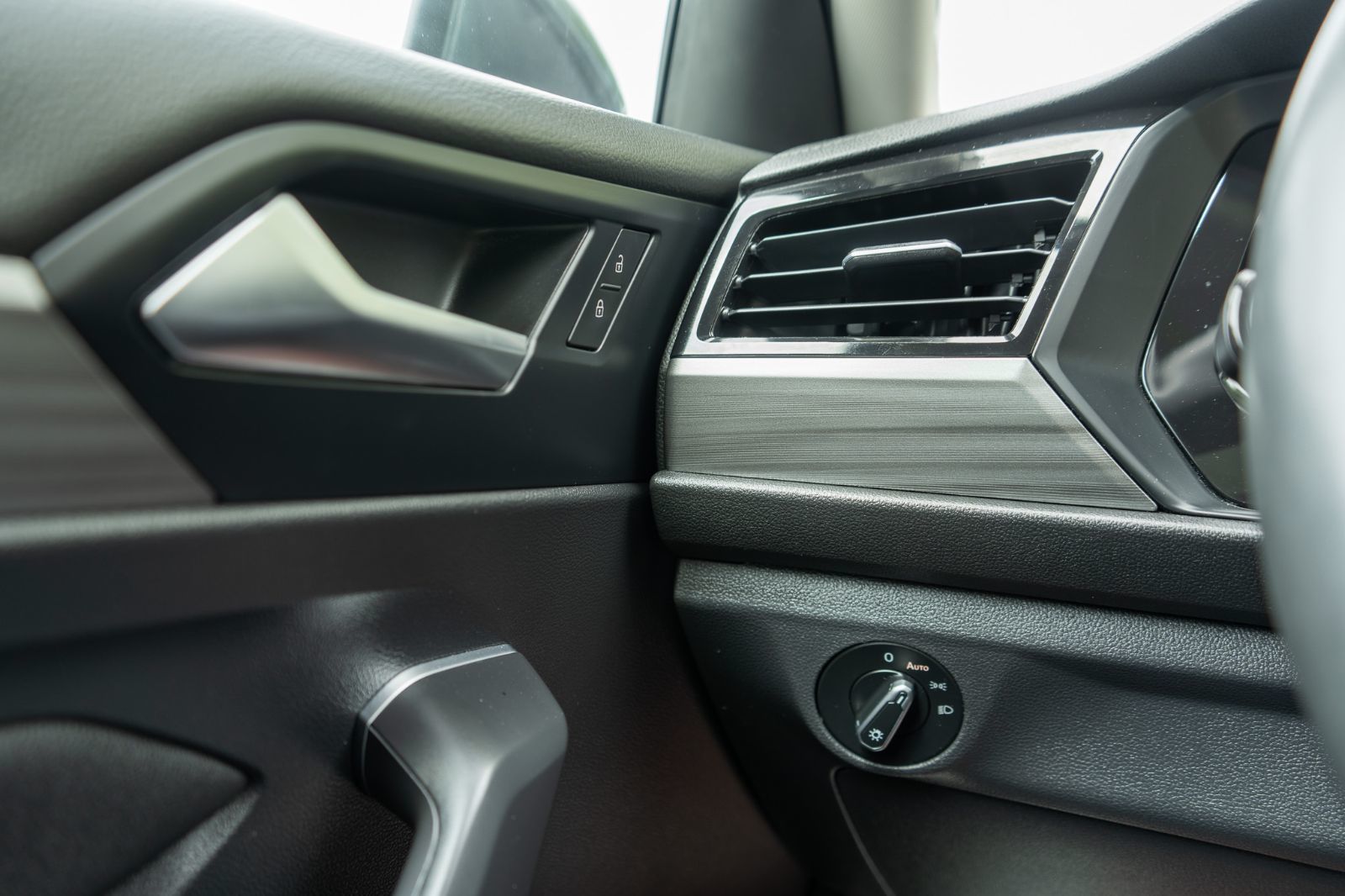 2021 Volkswagen Jetta Highline-10