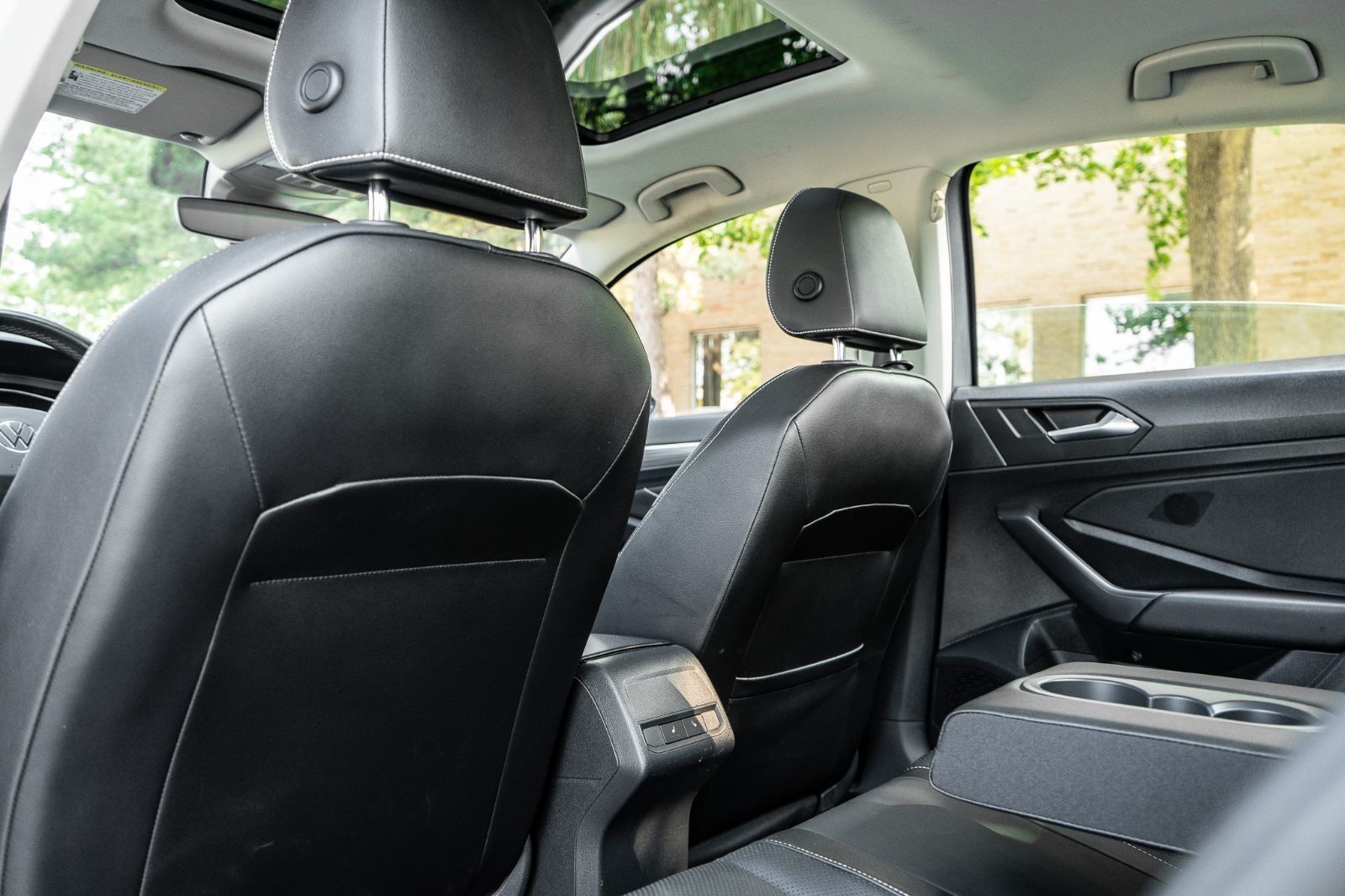 2022 Volkswagen Jetta Highline-24