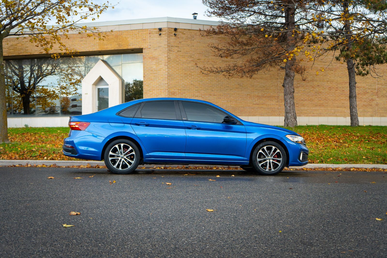 2023 Volkswagen Jetta Comfortline sports package-3