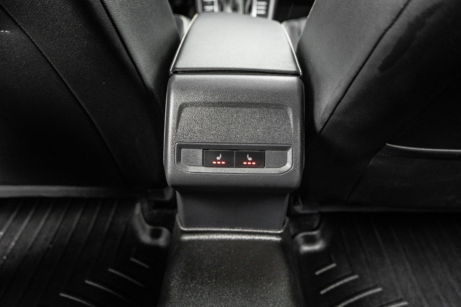 2024 Volkswagen Jetta Highline-30