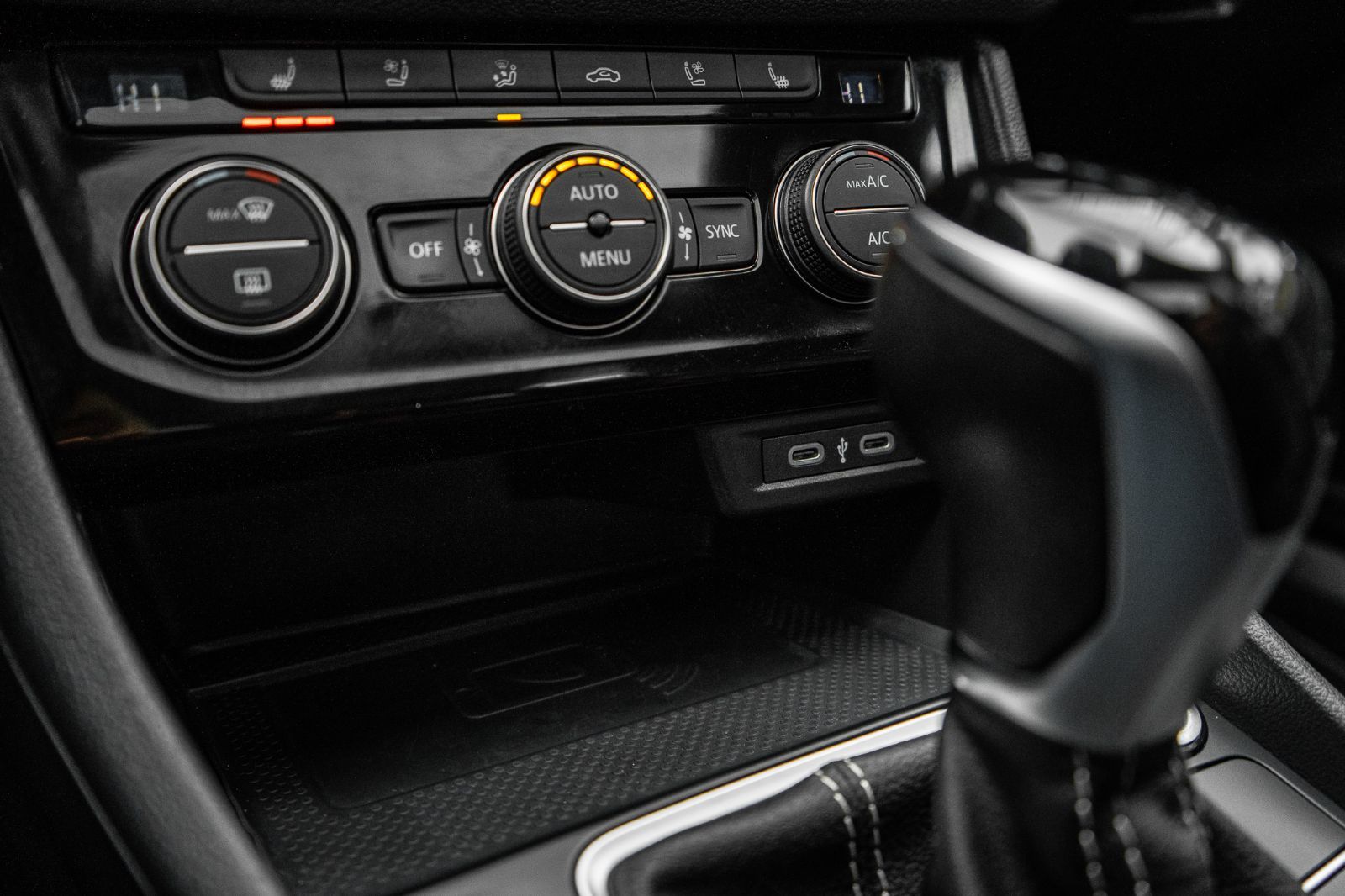 2024 Volkswagen Jetta Highline-16